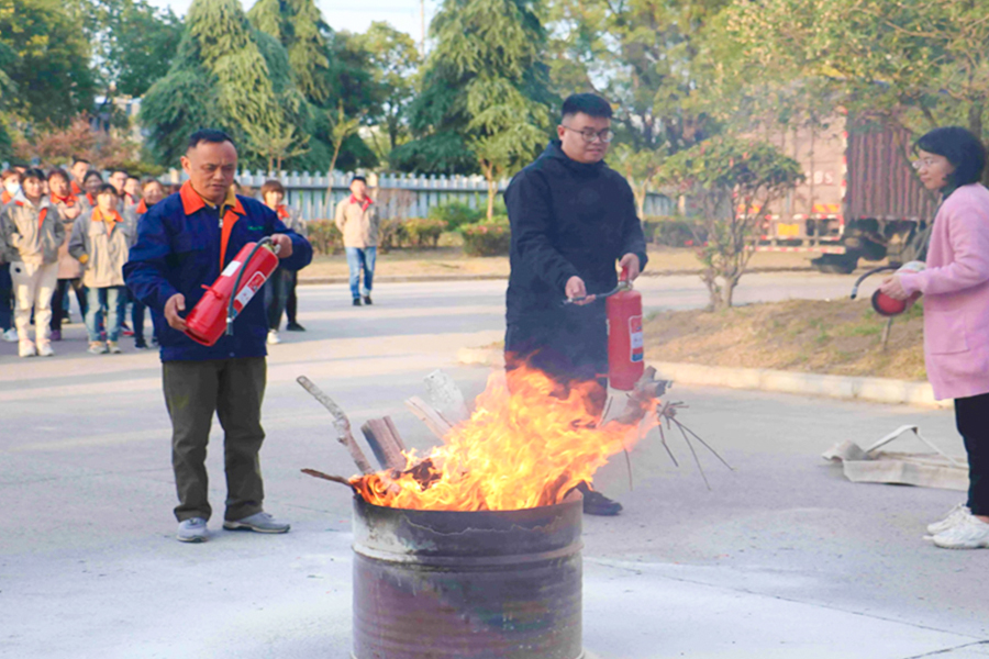 Selskapet gjennomfører brannøvelser